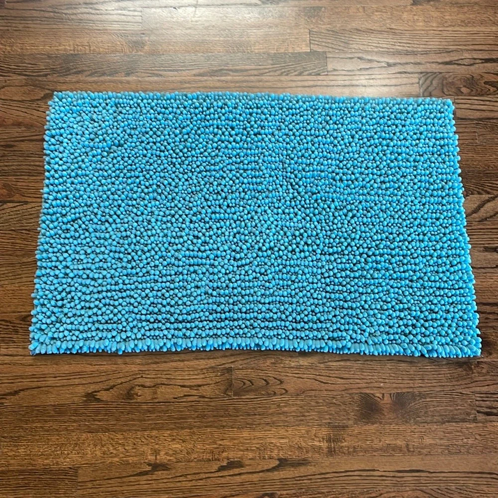 NWT! Aqua Noodle Bath Rug/Mat!